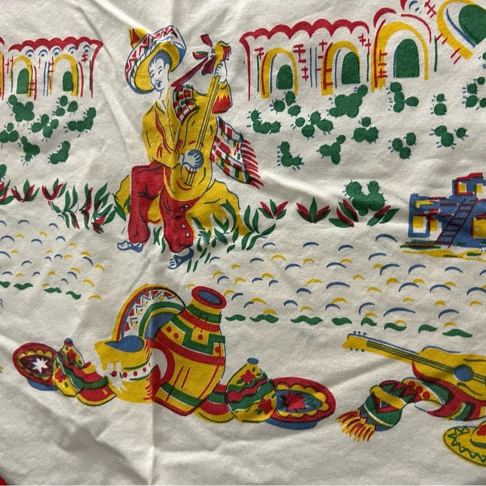 Vintage Style 100% Cotton Tablecloth 50x46 Mexico Scenes